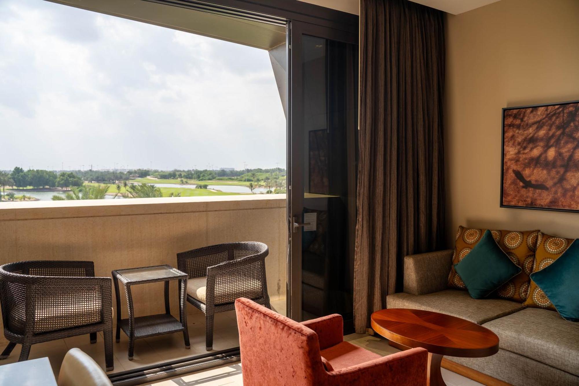 Vogo Abu Dhabi Golf Resort & Spa Formerly The Westin Abu Dhabi Golf Resort & Spa Ngoại thất bức ảnh
